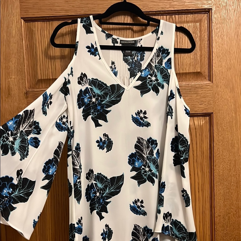 Chelsea & Theodore White and Blue Asymmetrical Cut Out Blouse